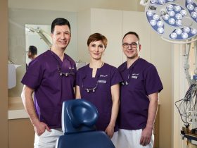 A leggyakoribb szájsebészeti beavatkozások közé tartozik a fog implantáció, a sebészeti fogeltávolítás stb.